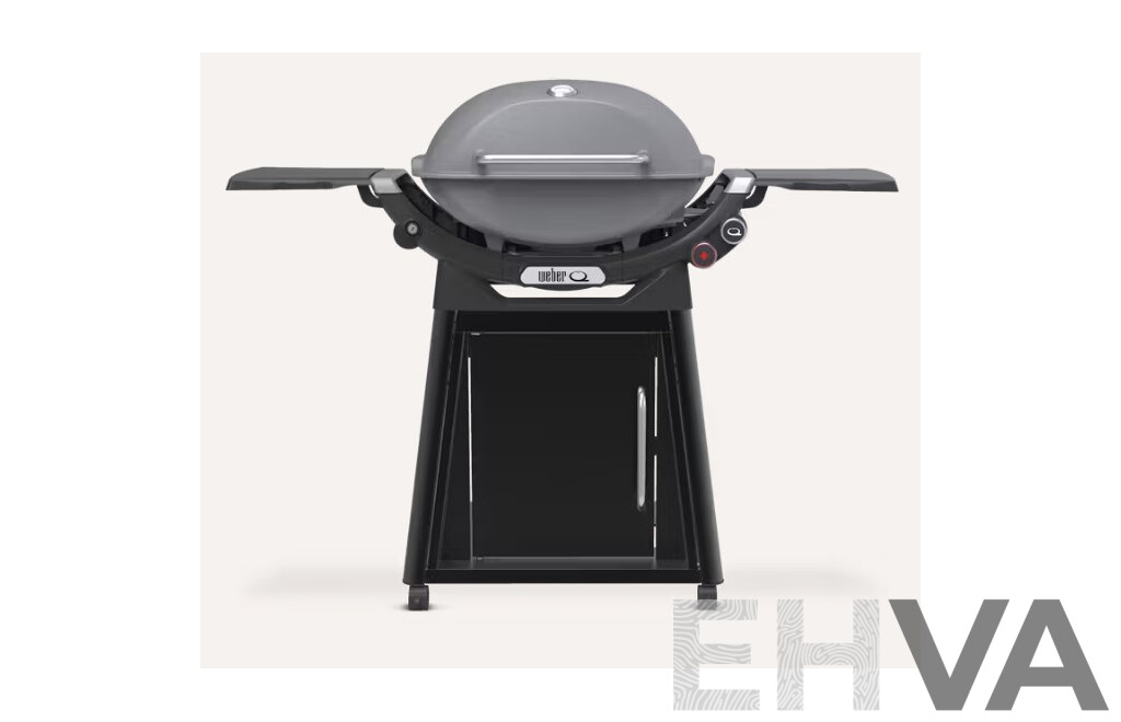 L55 - Weber Family Q Barbeque 3200N