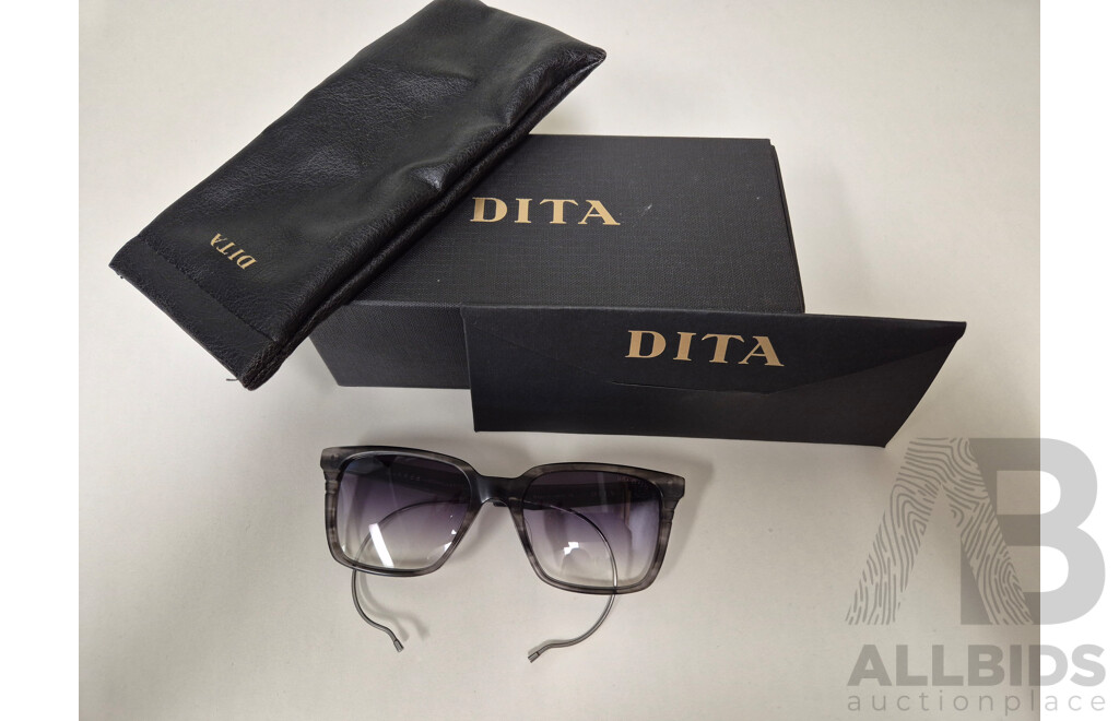 L40 - Dita Sunglasses with Graduated Lenses