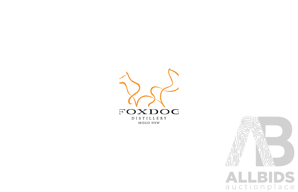 L43 - 2 Night Luxury Villa - 'Jaguar Stay' Mogo including a tour of Foxdog Gin Distillery & 2 gin flight tasting with charcuterie board