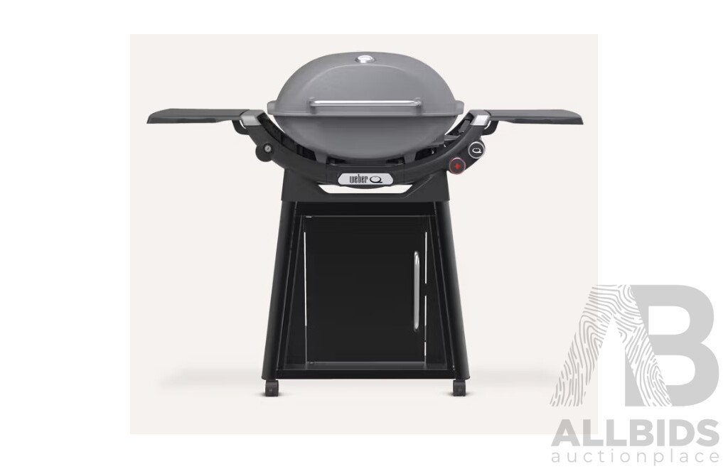 L55 - Weber Family Q Barbeque 3200N