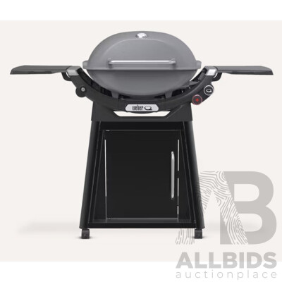 L55 - Weber Family Q Barbeque 3200N