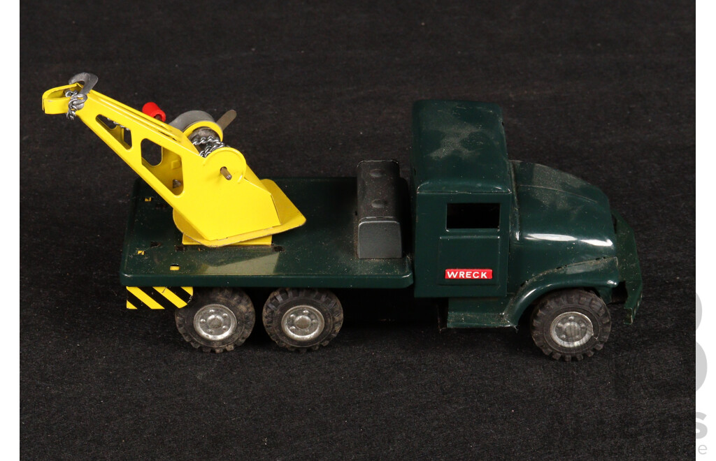 Vintage Haji Pressed Steel 'Wreck Car' with Friction Motor and Original Box , Made in Japan