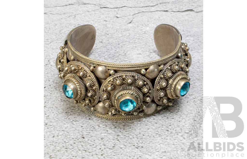 Ornate Siam Sterling Silver Cannetille Cuff Bangle, Circa 1930, with Blue Topaz Gemstones, 64mm, 71.29 Grams
