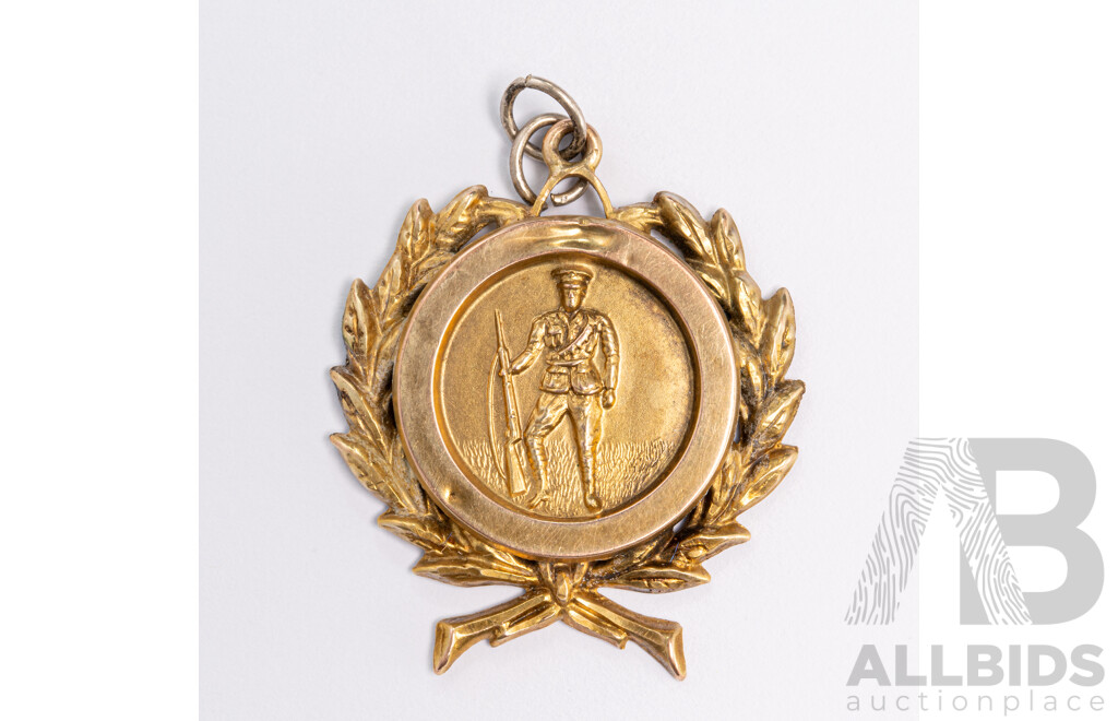 9ct Antique Wreath Style Medallion Pendant of Stood Easy Soldier Embossed Motif, 30mm, 3.26 Grams