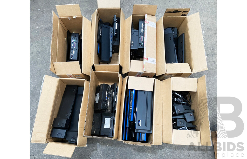 Pallet Lot of Assorted Docking Stations/Laptops/Audio Equipment (HP/Dell/Microsoft/Plantronics/Sennheiser)