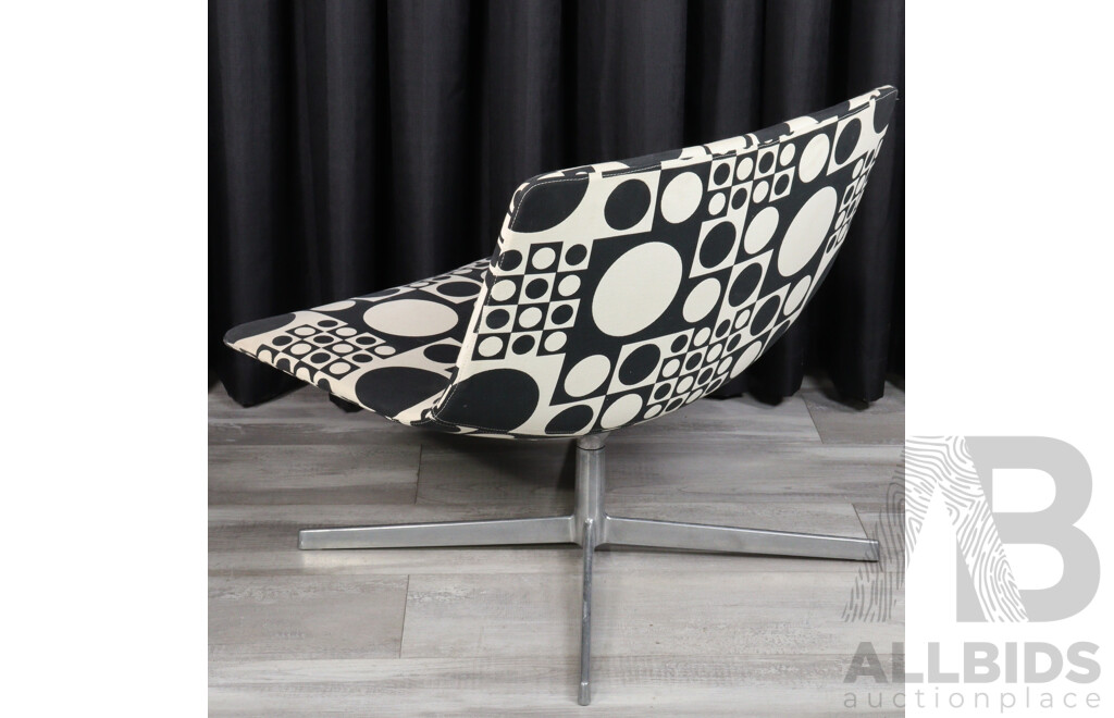 Catifa 80 lounge chair by Arper, designed by Lievore Altherr Molina