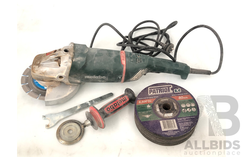 Metabo 2200Watt 180mm Electric Angle Grinder with Eight Grinding Wheels