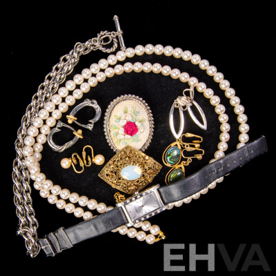 Collection of Vintage Jewellery Items Including Tapestry Brooch