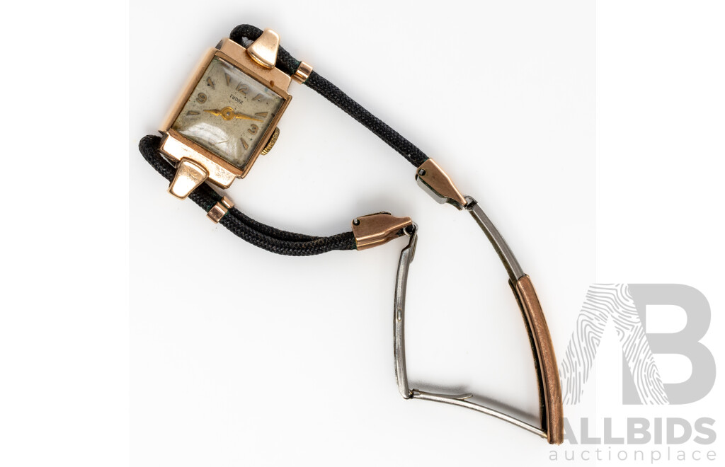 9ct Tudor Vintage Ladies Watch, Manual Winding with Movement, 11.37 Grams