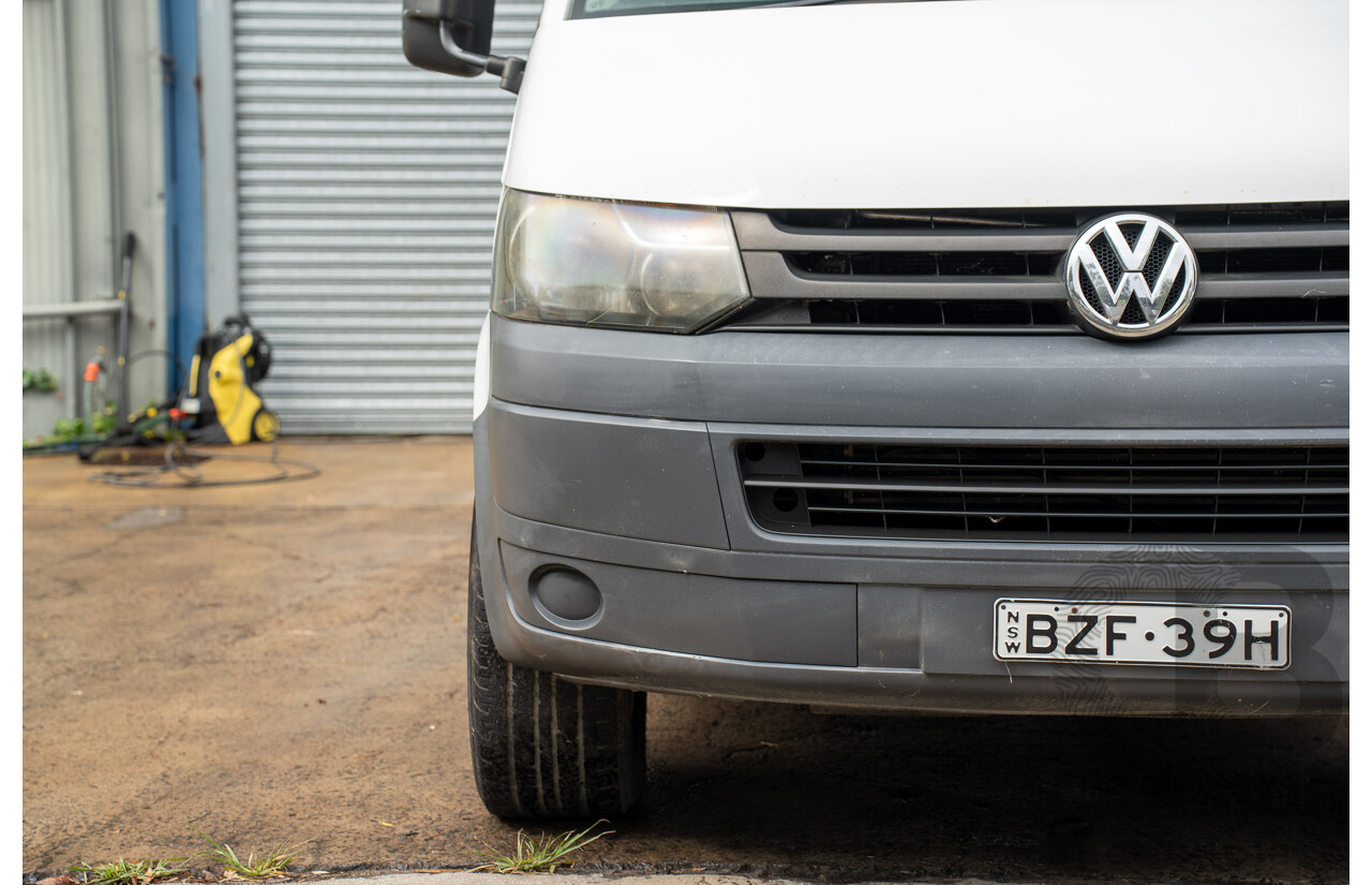 9/2010 Volkswagen Transporter 132 TDI LWB T5 MY10 Dual C/Chas White 2.0L
