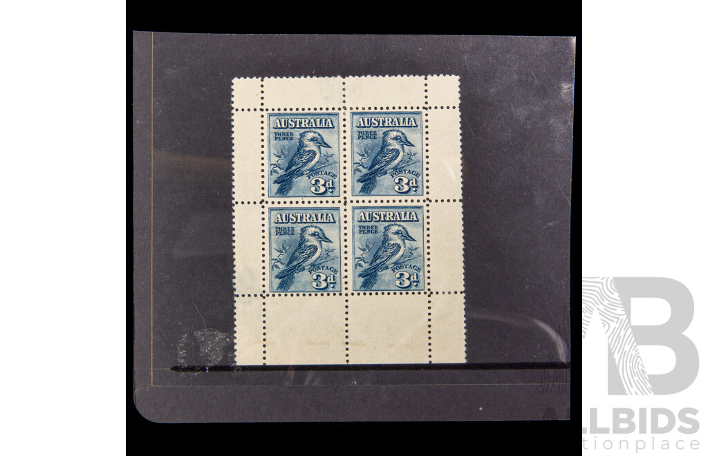 Australian 1928 Kookaburra Mint Hinged Threepence Mini Sheet