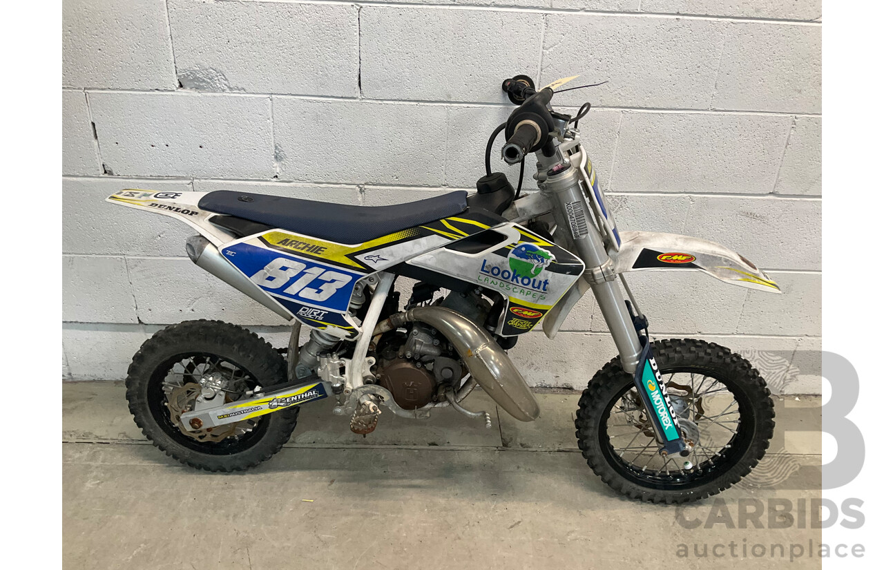 HUSQVARNA Juniors Dirt Bike