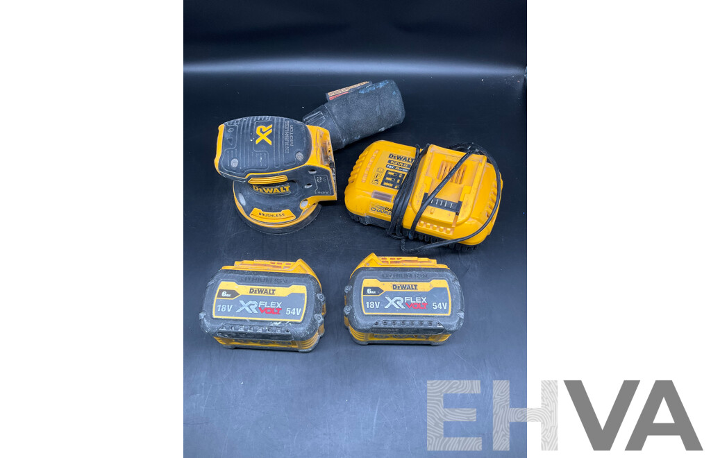 DEWALT 18V XR Brushless 125 Mm Sander (DCW210), Battery Charger (DCB118XE) and 2x 18V 6ah Battery - Lot of 4