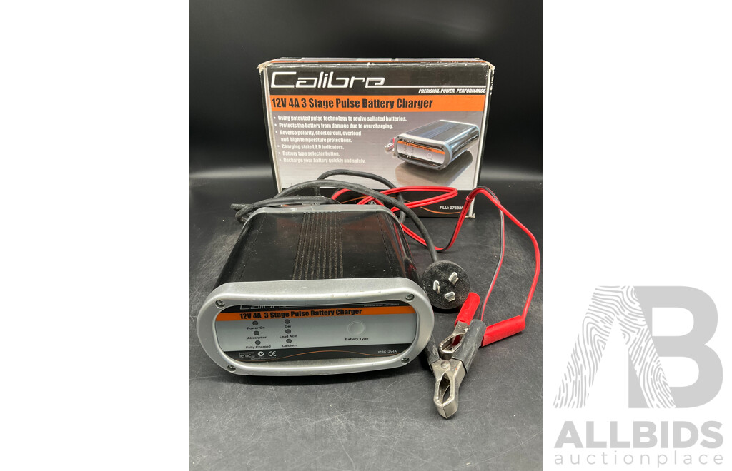 CALIBRE 12V 4A 3 Stage Pulse Battery Charger