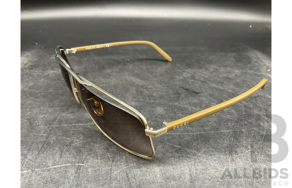 GUCCI 2214 Sunglasses in Color ADACC - ORP $299