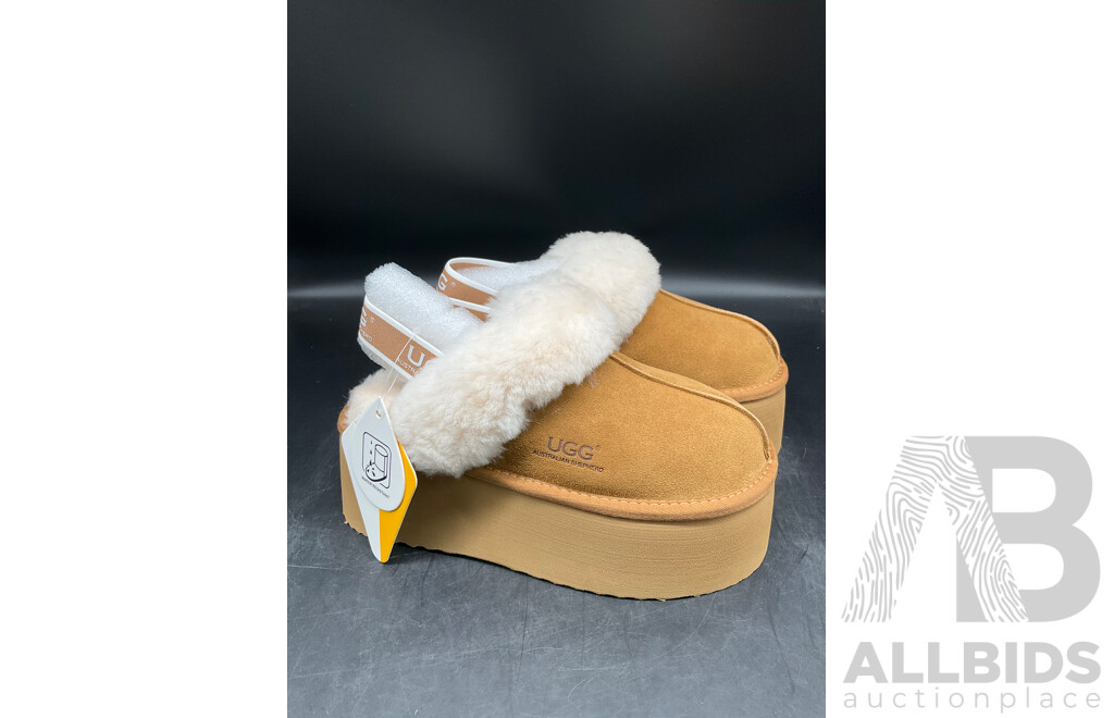 UGG Womens Funkette Slipper, Chestnut Size UK3