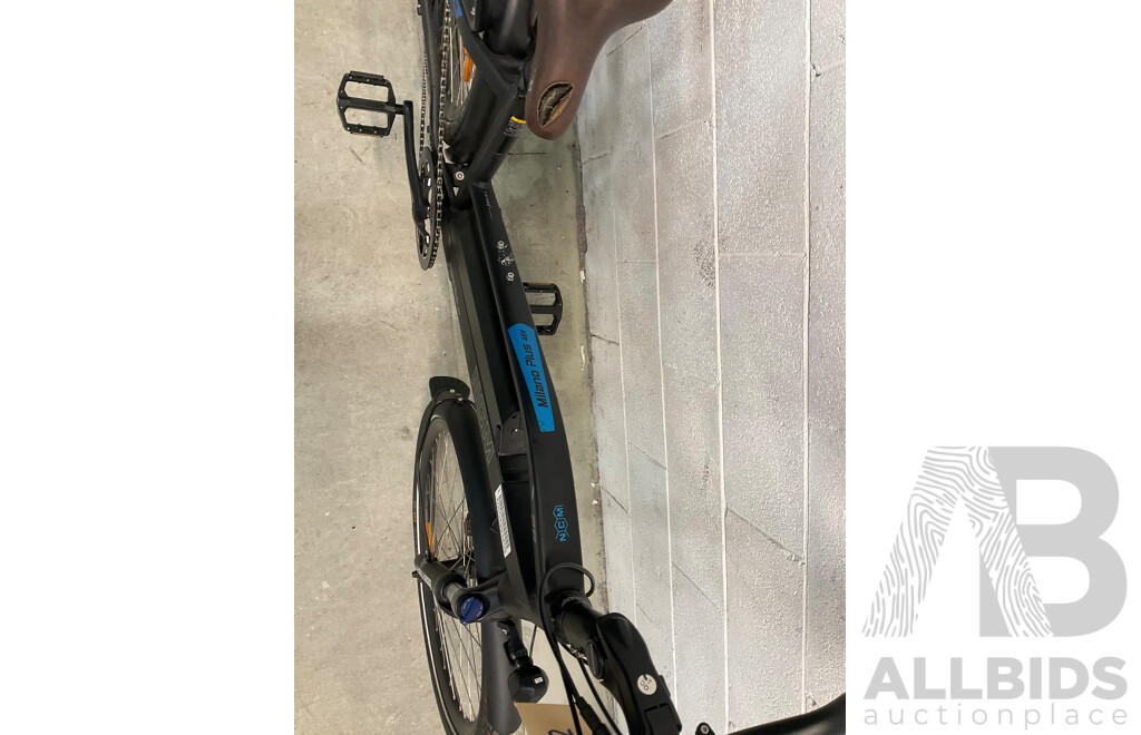 NCM Milano Black Plus Reconditionne Urban Electric Bike