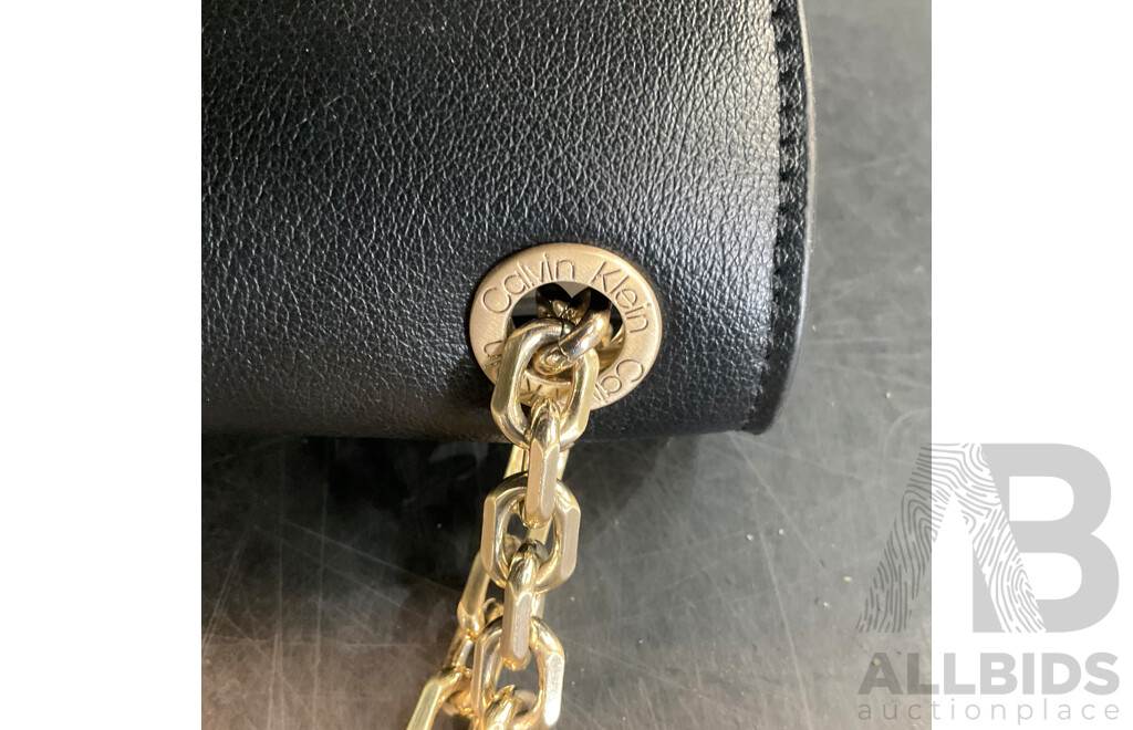 CALVIN KLEIN Re-Lock EW Conv Crossbody Shoulder Bag - Black - ORP $279