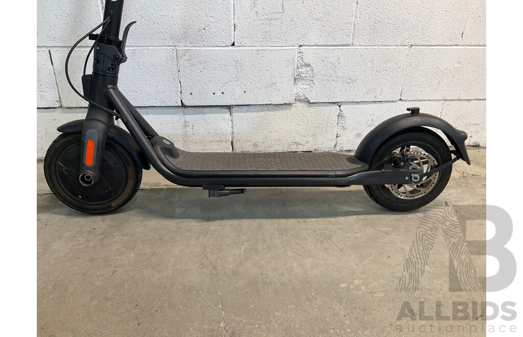 Segway Ninebot F25 Electric Scooter