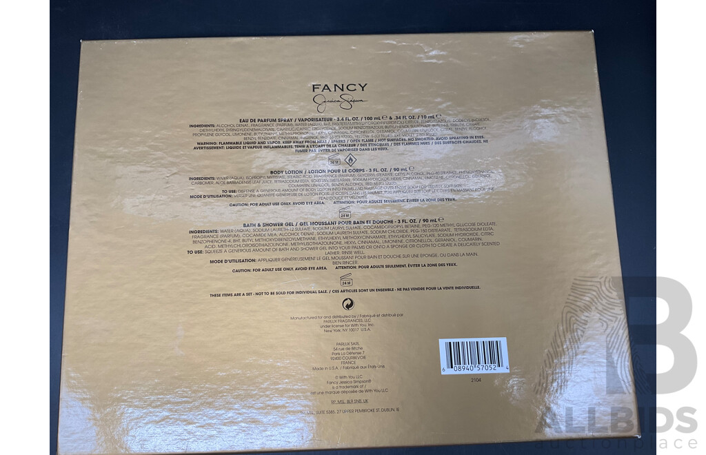 FANCY Jessica Simpson 4 PC Gift Set