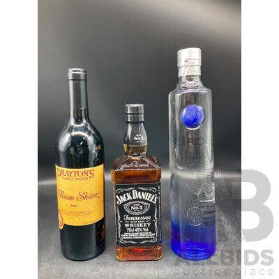 JACK DANIELS 700ml, CIROC Vodka 750ml and William Shiraz 2008 750ml - Lot of 3