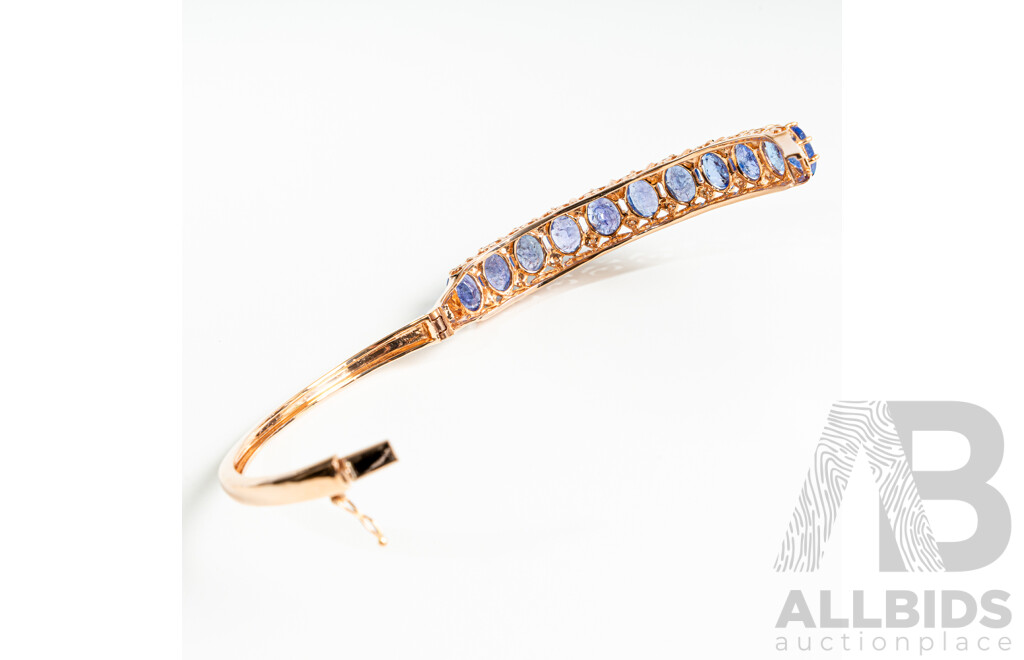 NEW - 14ct Rose Gold Tanzanite & Diamond Oval Hinged Bangle, T15.17ct/TDW0.19ct, 60mm, 22.67 Grams