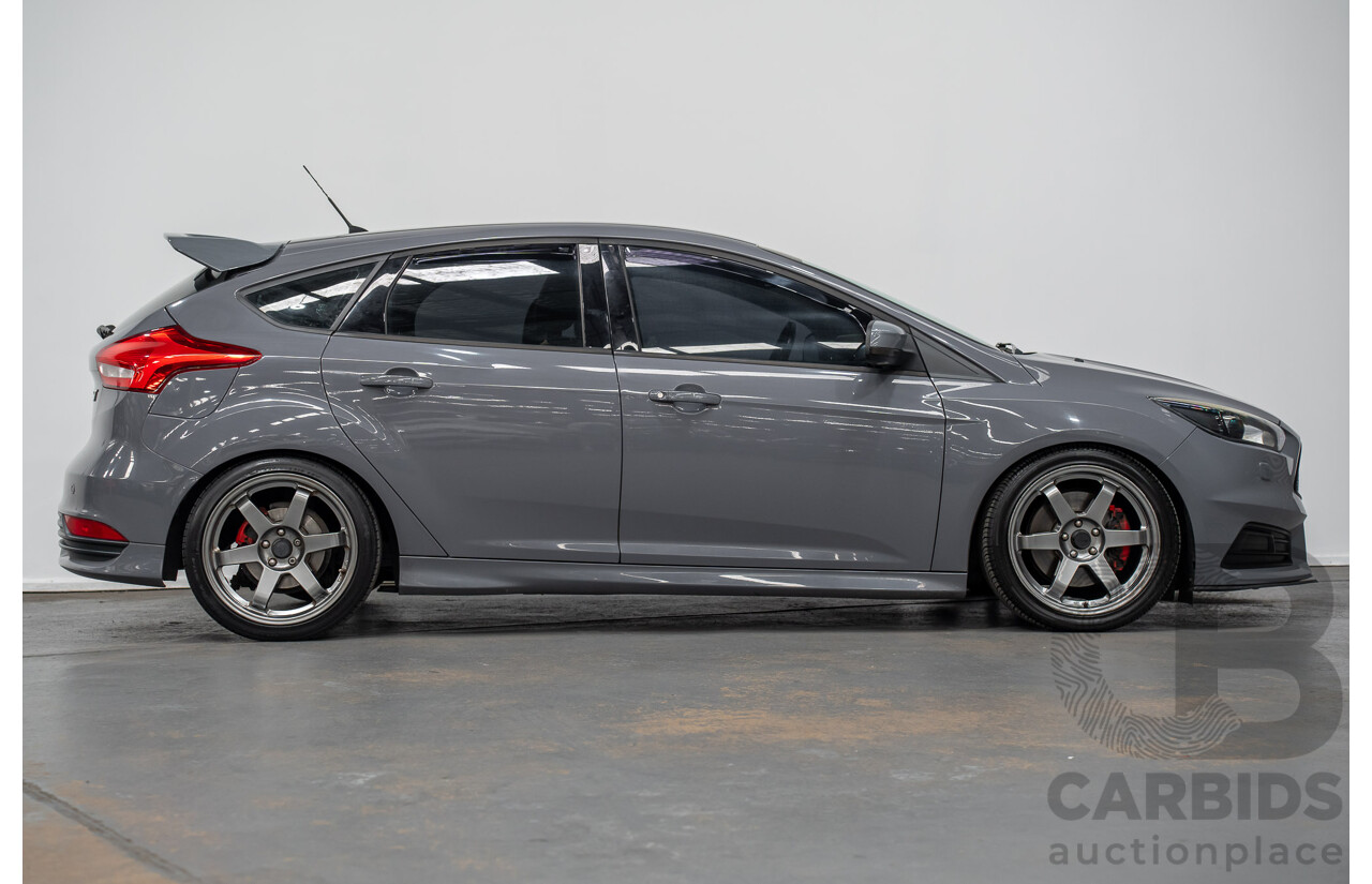 7/2015 Ford Focus ST LZ MY15 5d Hatchback Stealth Grey Turbo 2.0L