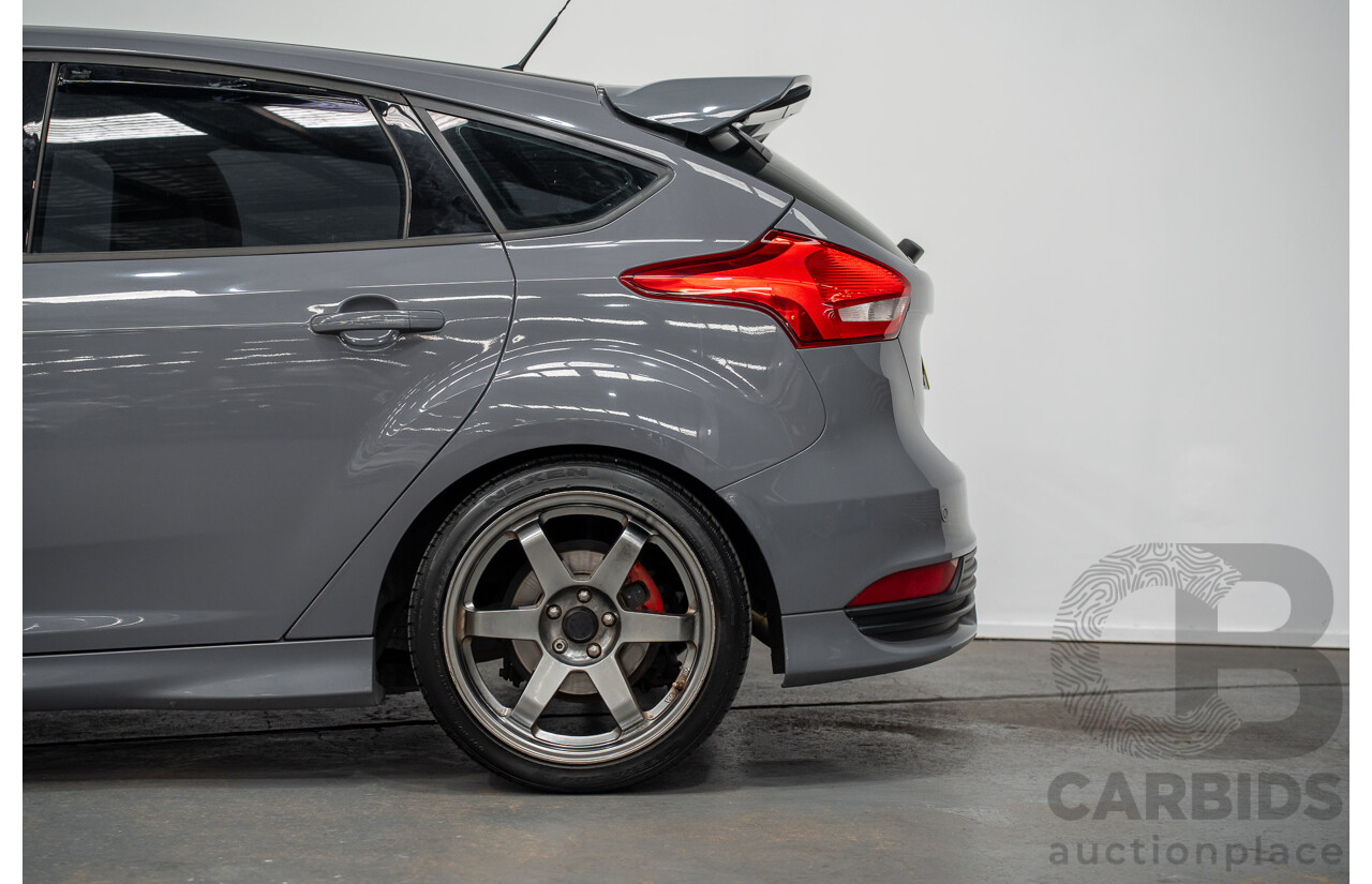 7/2015 Ford Focus ST LZ MY15 5d Hatchback Stealth Grey Turbo 2.0L