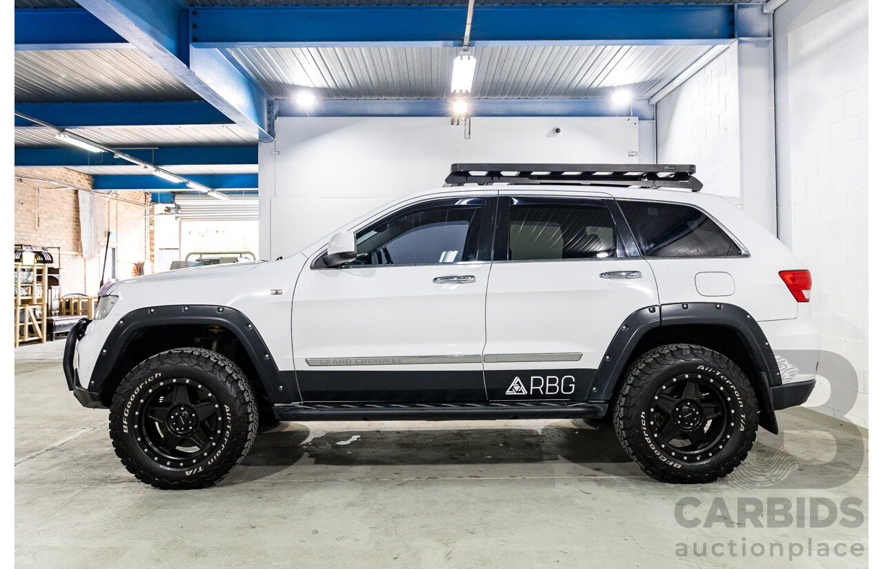 10/2012 Jeep Grand Cherokee Limited (4x4) WK MY13 4d Wagon Bright White V8 5.7L