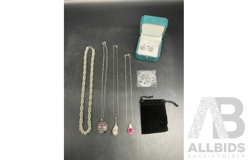 Sterling Silver Jewellery - Necklases and Earrings - Lot of 6
