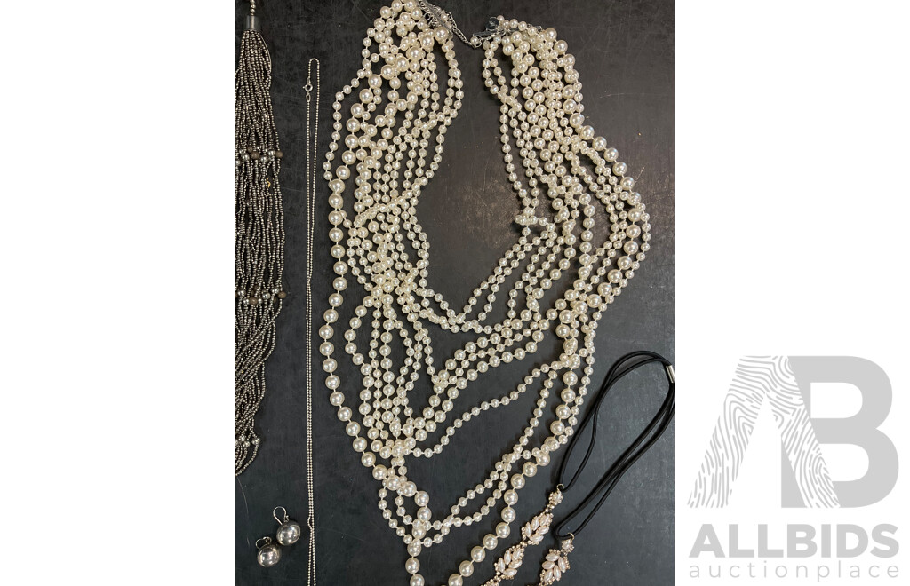 Assorted Costume Necklaces, Bracelets and Earrings - Faux Perl  - Lot of 13