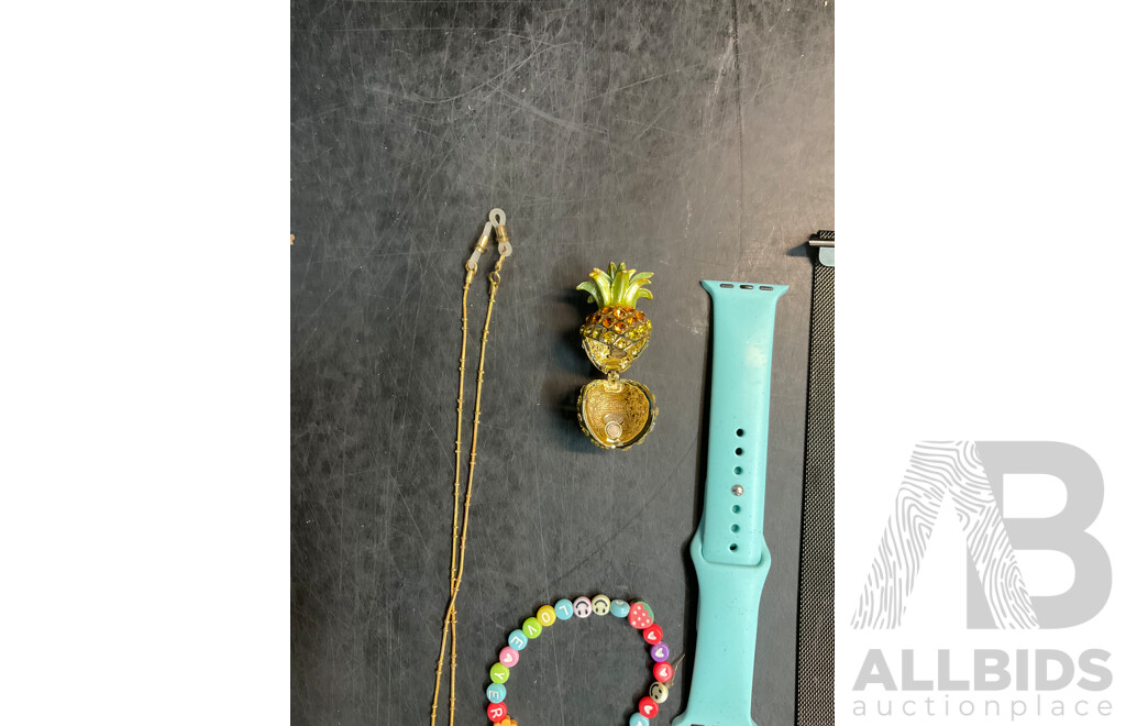 Assorted Costume Xmas Jewellery, Spare Watch Wristbands and More   - Lot of 20