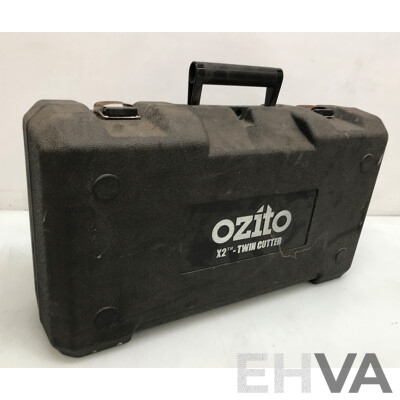 Ozito (TCS-6100) 125mm Twin Cutter with Case