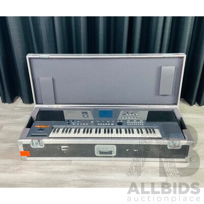 Retro Roland VA 7 Keyboard in Hard Road Case