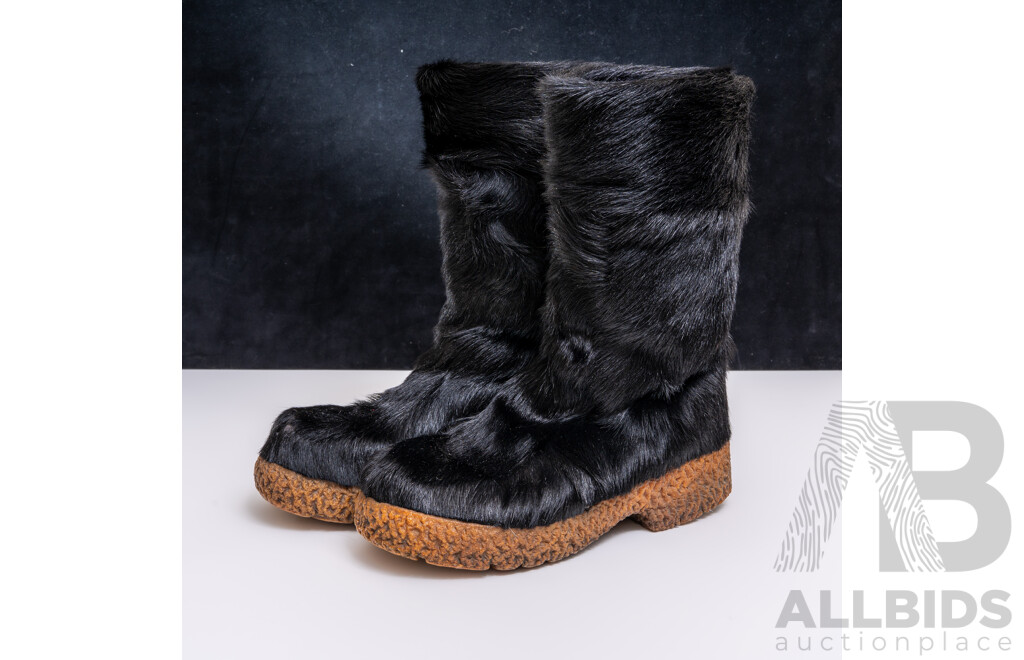AICAD Vintage Goat Fur Boots, Black, Est to Fit Size 41-42 EU