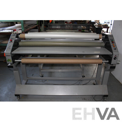EMSEAL EMTAK 2R 1650 Laminator With Work Table
