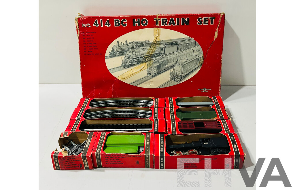 Vintage Bandai Baby Pressed Steel HO Scale 414 BC Train Set in Original Box