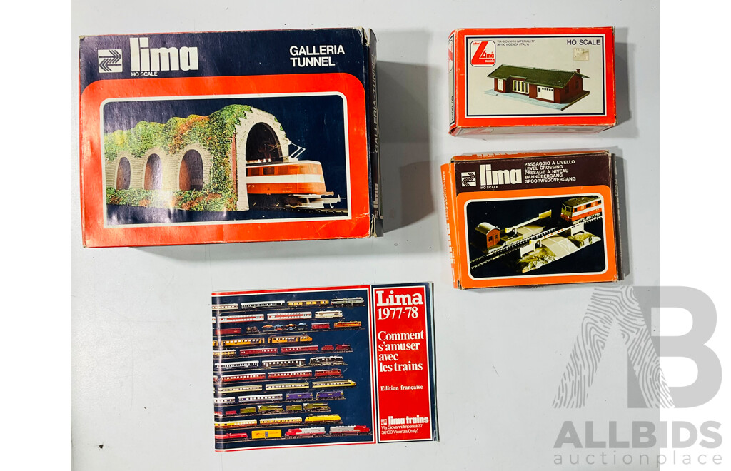 Collection of Boxed Lima HO Scale Scenery Pieces Including Level Crossing, Trackside Building, Galleria Tunnel and 1977-78 Lima Catalogue