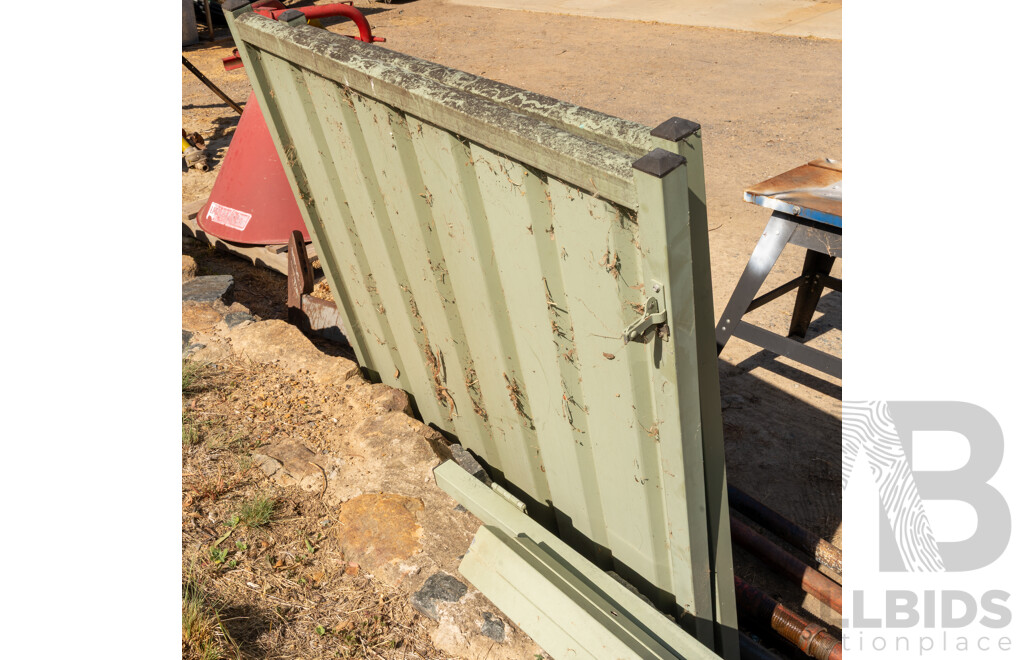 Job Lot Quantity of 2, Colorbond Gates with Latch, Posts, Endcaps & Hinges ETC