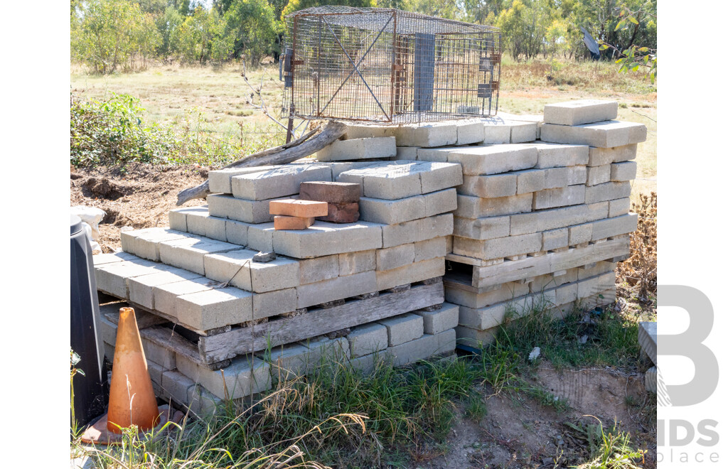 Job Lot Quantity of 4 Pallets of Besser Blocks ETC