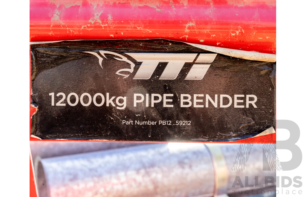 12,000KG TTi Pipe Bender with Built in Hydraulic Jack and Attachments ETC