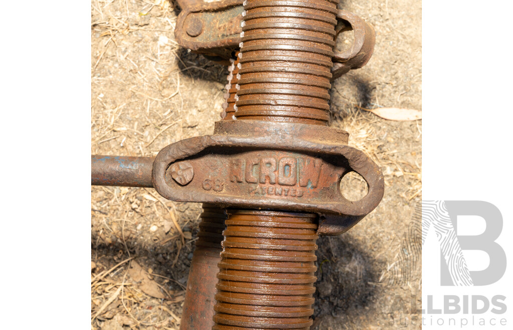 Job Lot Quantity of 5, Acrow Props
