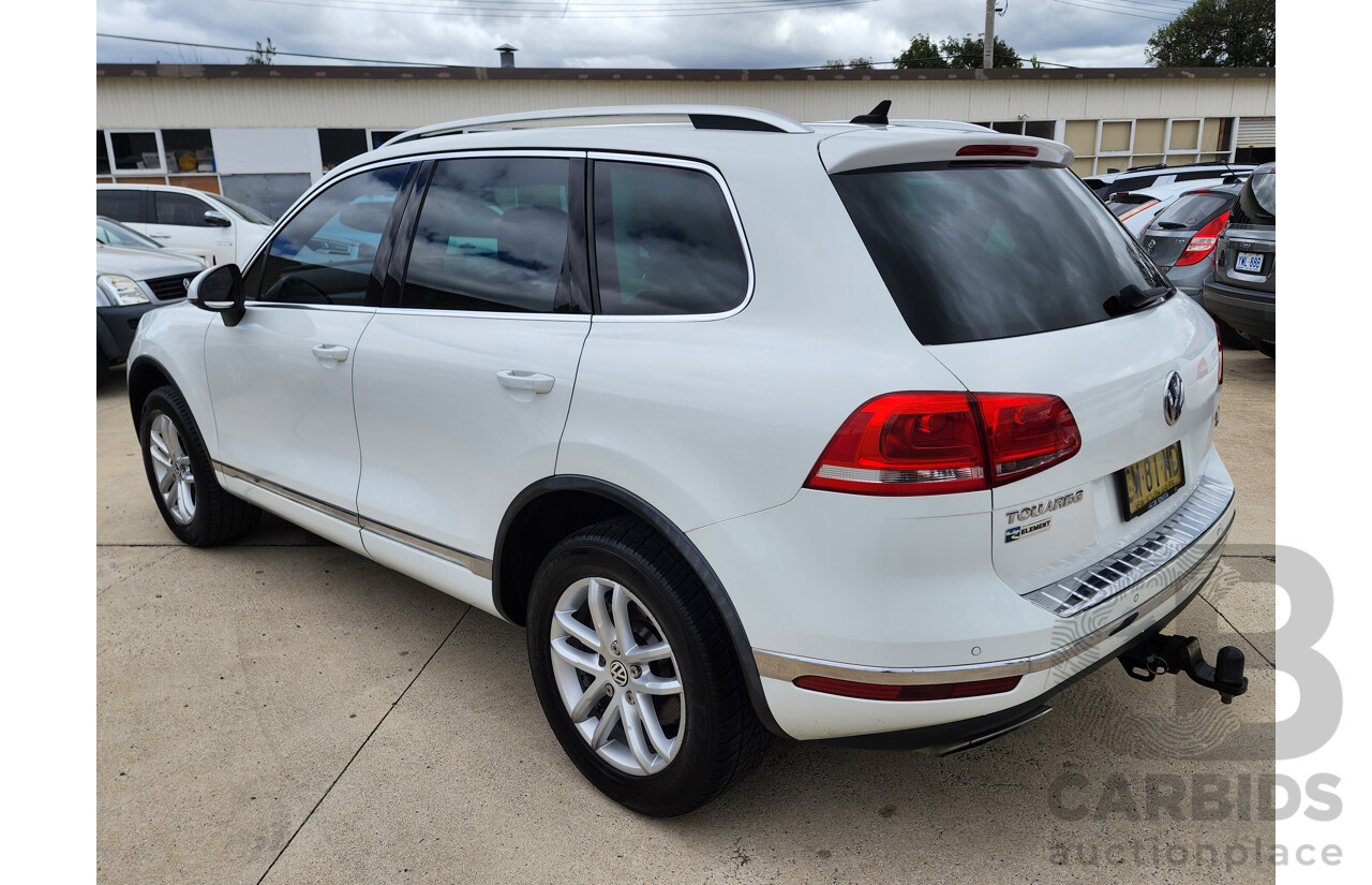 10/2015 Volkswagen Touareg 150 TDI Element 7P MY16 4d Wagon White 3.0L