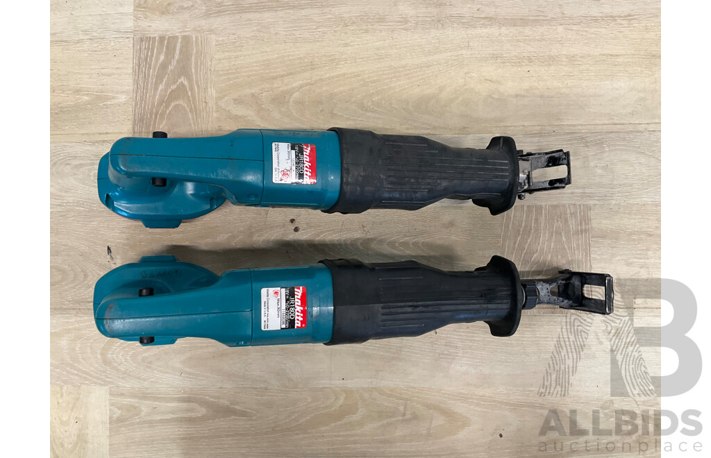 MAKITA  (JR180D) 18V Cordless Reciprocating Saw X2 and 3x Battery - Lot of 5