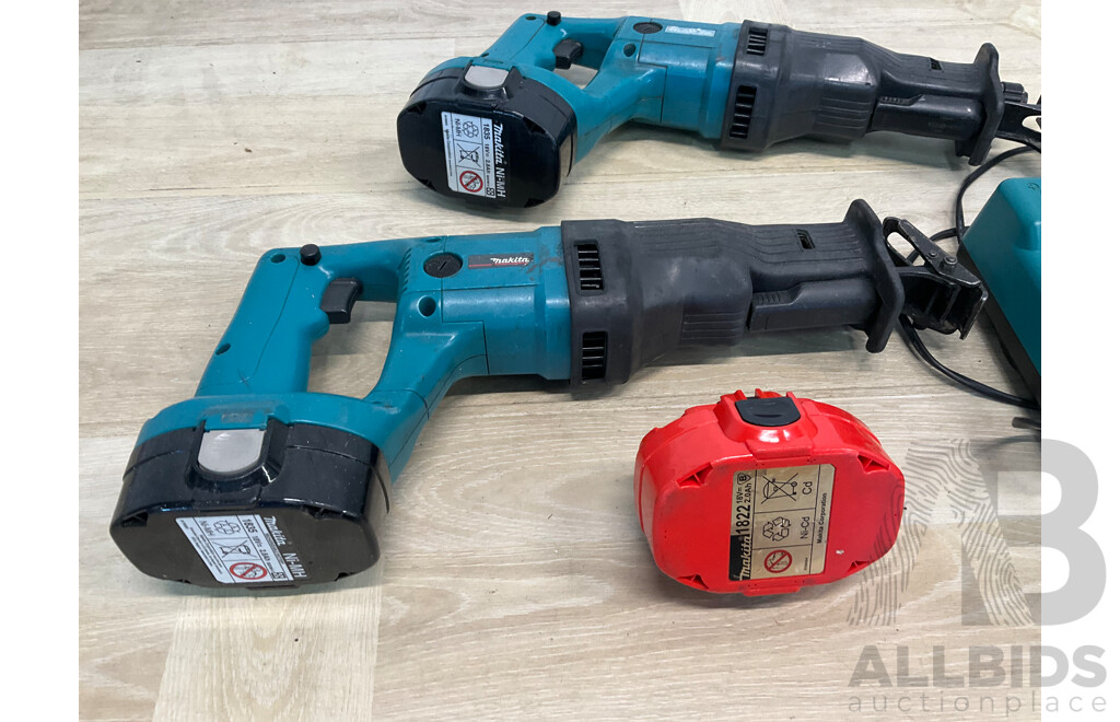 MAKITA  (JR180D) 18V Cordless Reciprocating Saw X2, 3x Battery and MAKITA Battery Charger (DC1804T) - Lot of 6