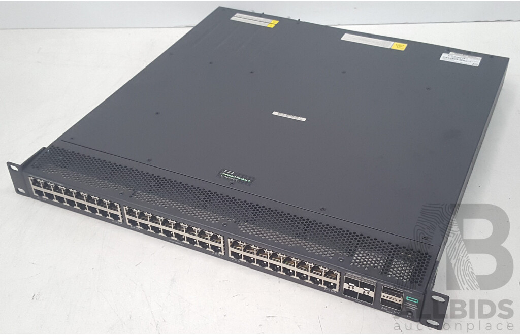 HP (JG894A) FlexFabric 5700-48G-4XG-2QSFP+ 48-Port Managed Gigabit Switch