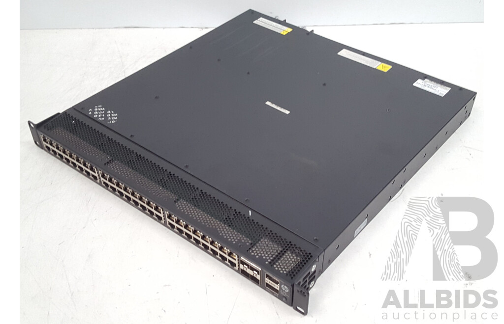 HPE (JG510A) FlexFabric 5900AF-48G-4XG-2QSFP+ 48-Port Managed Gigabit Switch