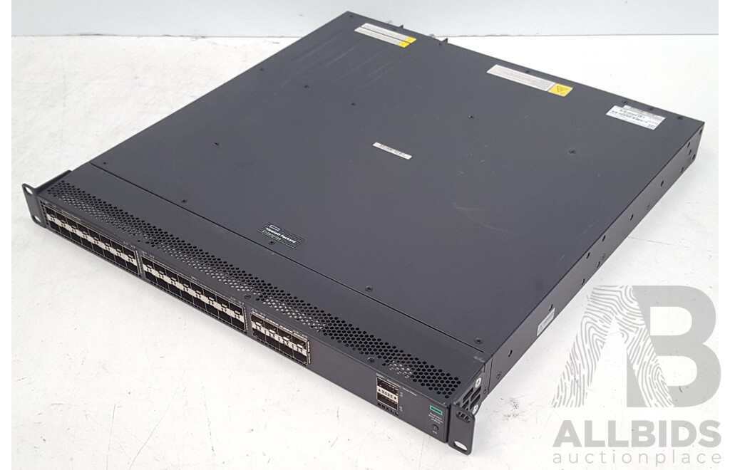 HP (JG896A) FlexFabric 5700-40XG-2QSFP+ Switch