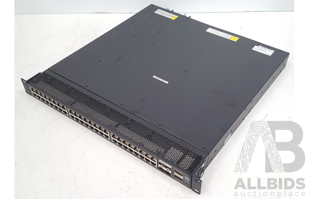 HP (JG894A) FlexFabric 5700-48G-4XG-2QSFP+ 48-Port Managed Gigabit Switch