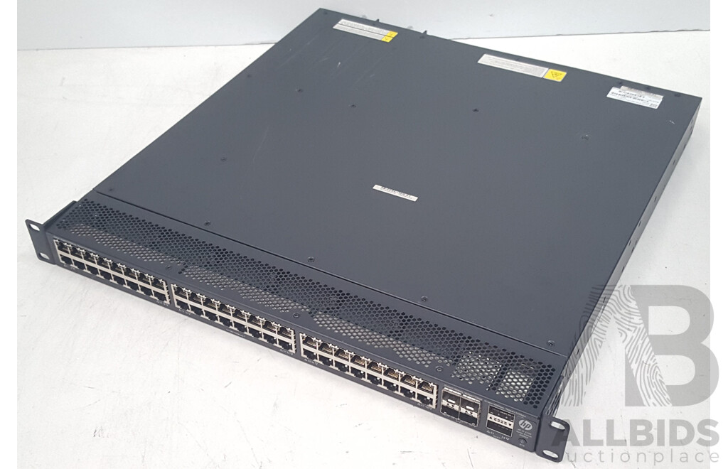 HP (JG894A) FlexFabric 5700-48G-4XG-2QSFP+ 48-Port Managed Gigabit Switch